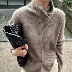 秋冬季羊毛高领竖条纹保暖羊毛开衫图片