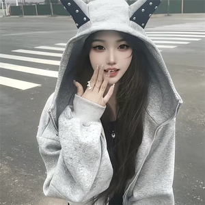 抖音得物高品质 26春装美式高街铆钉杜宾犬耳朵开衫卫衣外套W125图片