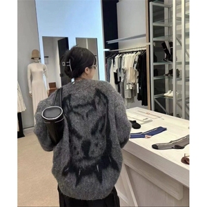 风格狗头图案马海毛毛衣圆领套头针织衫男女情侣同款长袖潮图片