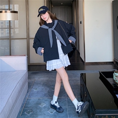 休闲减龄藏蓝色工装外套女春秋2025新款超火好看高级小众夹克上衣，女装短外套，2C268