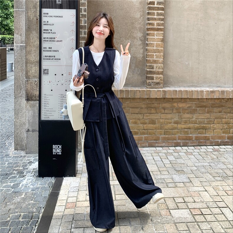 韩系通勤风套装女2025秋季新款洋气减龄马甲T恤百搭阔腿裤三件套,女装套装/套裙,维壹