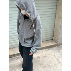 灰色