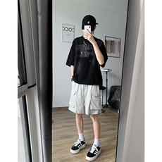 灰色