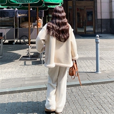 咖色两面穿皮毛一体羊羔毛外套女2025冬季新款复古牛角扣保暖棉服，女装棉衣/棉服，2D036