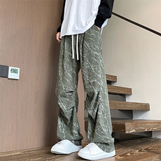 军绿色