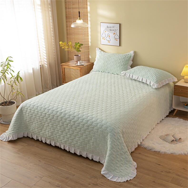 新款J-1牛奶绒多功能夹棉花边床盖，床单，一起卖家纺