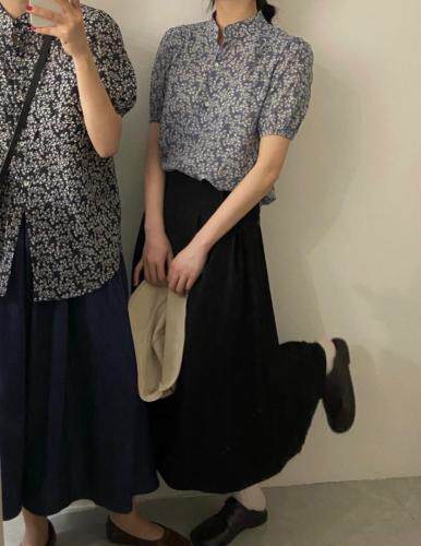 韩娃娃碎花小衫图片