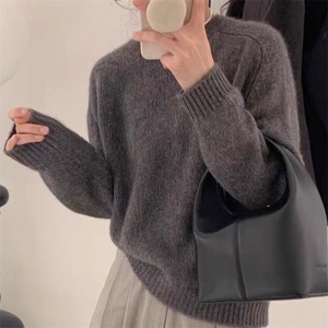 秋冬羊毛针织衫女圆领韩版慵懒风短款纯色打底衫图片