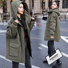 加绒加厚中长款大码胖MM200斤派克服时尚宽松外套大货已出，女装派克服，妃曼