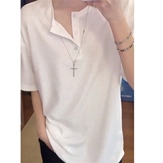 白色