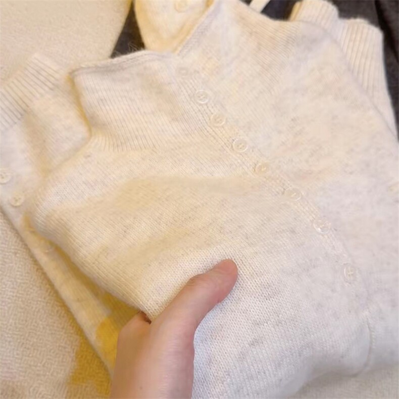 羊毛衫女极简风高领针织开衫女秋冬宽松大码毛衣外套短款上衣,针织衫/毛衣,暖姿羊绒