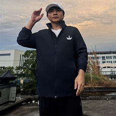 藏青色