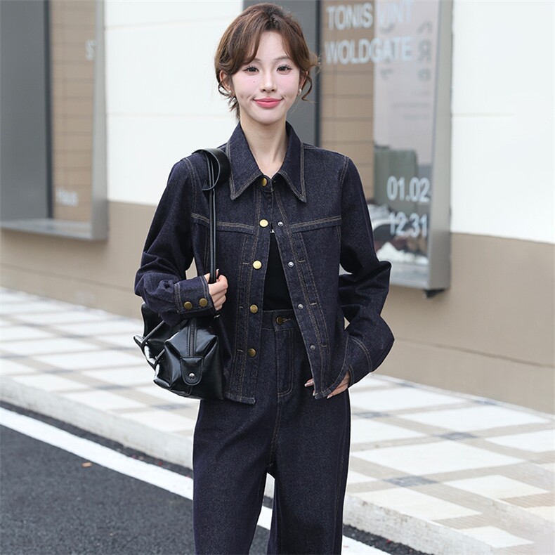 现货气质显瘦女装高级感24年新款秋季高端欧货牛仔喇叭腿裤两件套,女装套装/套裙,美拉德工厂直营店