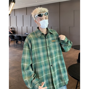 F458 P32 秋冬男装新款男生宽松衬衫外套格子学生款图片