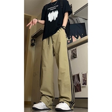 卡其色