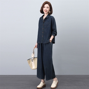 牛仔套装女2025年春秋新款时尚休闲宽松减龄洋气妈妈阔腿裤两件套图片