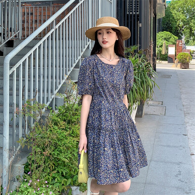 大货已出时髦复古碎花连衣裙,女装连衣裙,MQ