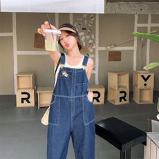 夏季新款宽松休闲显瘦直筒牛仔裤减龄百搭背带裤女B190-P115-K178，女装连体裤，一九零