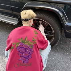 酒红色