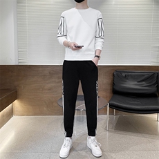 白色