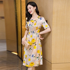 2024夏季新款法式茶歇裙V领收腰系带A字裙显瘦连衣裙长裙女M，女装连衣裙，阿舍尔精品