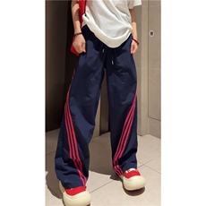 藏青色