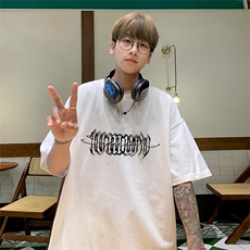 白色