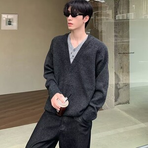D082-P63 撞色假两件春秋新款宽松慵懒套头薄款设计感针织衫图片