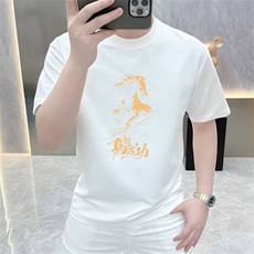 白色