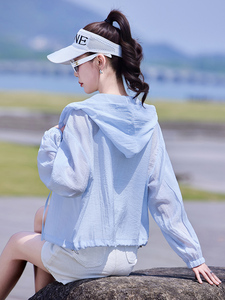衣女新款薄款透气轻薄连帽开衫多巴胺外穿通勤外套女2026夏季外套图片