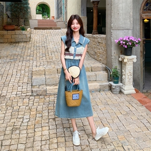 法式蓝色针织拼接牛仔连衣裙女夏2025新款收腰显瘦绝美气质长裙子图片