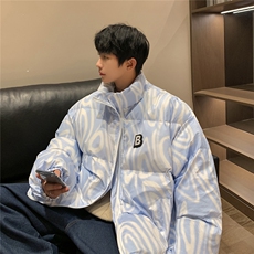 浅蓝色
