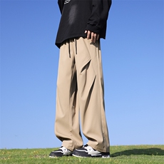 卡其色