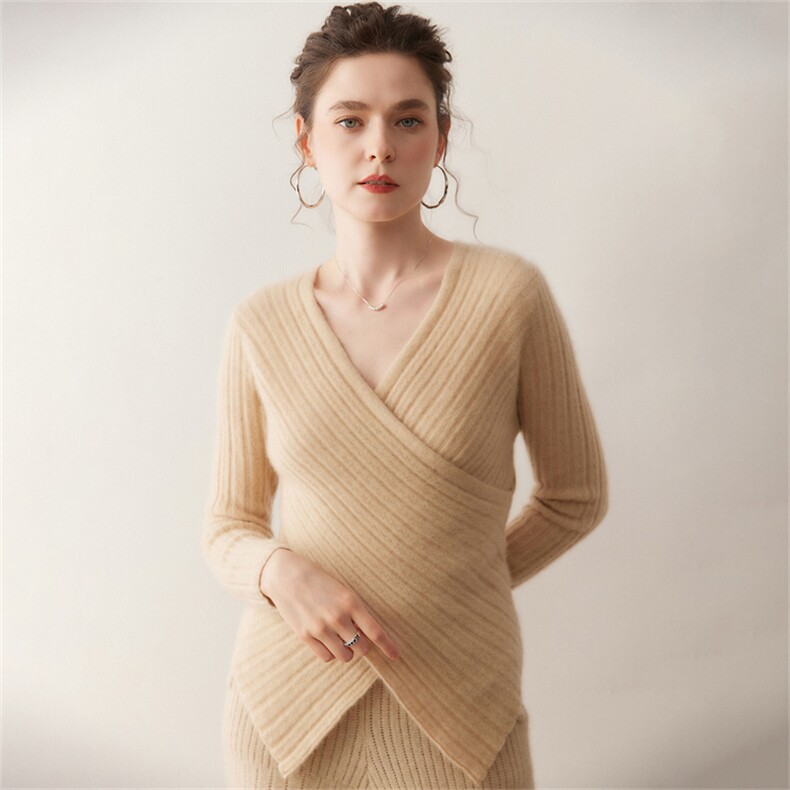 2025年秋季常规套头单件长袖开叉V领时尚百搭通勤，女装针织衫/毛衣，溪贝羊绒