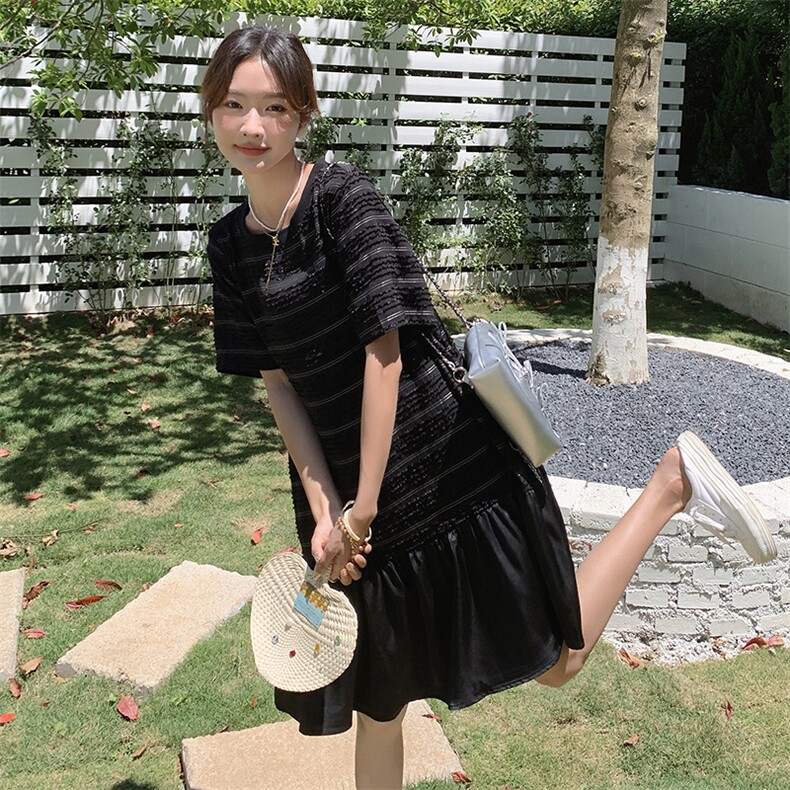 韩版显瘦高级感圆领连衣裙女2025年夏季新款减龄黑色泡泡袖A字裙,女装连衣裙,2C271