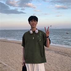 绿色