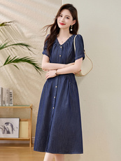 2025年夏季新款百搭中长款连衣裙，女装连衣裙，伊航服饰