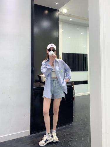 笑脸防晒衬衣好卖ML，女装，潮不落