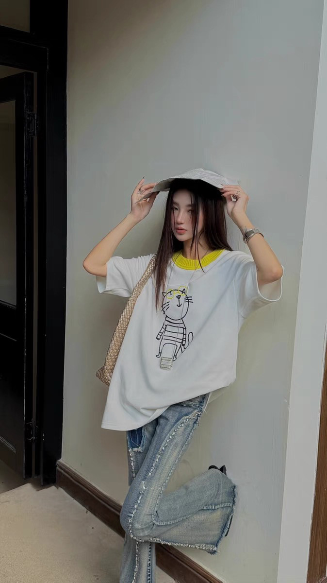 2025时尚简约百搭纯色线条小猫图案女款,女装T恤,洛丽兰可