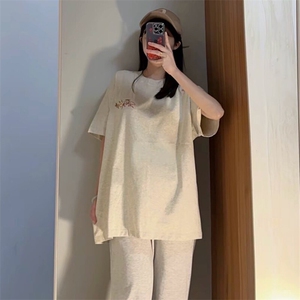 万针全刺绣工艺抖音得物高品质260克重磅纯棉双纱美式高街短袖T恤图片