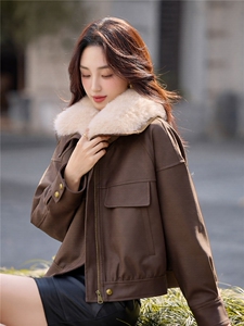 2025冬装新款麂皮绒羽绒服外套图片