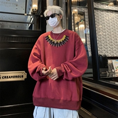 酒红色