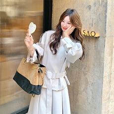 秋季新款已出货风衣套装2C123-1262-P210-K318，女装风衣，2C123