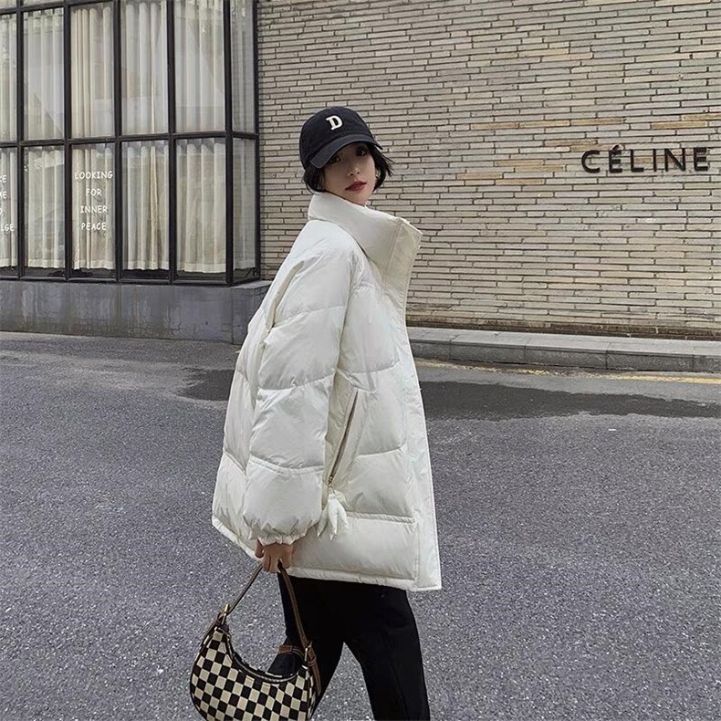 小辣椒羽绒服，女装羽绒服，一点点