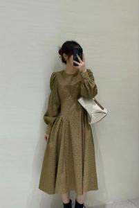 秋季新品，提花面料，高品质简约大方连衣裙，女装连衣裙，More-Lee