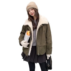 【档口现货】毛领可脱卸石墨烯蓄热内胆云绒服C233-823-P190-K289图片