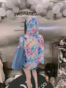 新款韩货洋气彩色花色连帽防晒衣图片