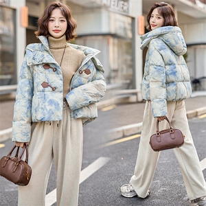 独特超好看扎染印花短款羽绒服女2024冬季新款时尚保暖白鸭绒外套，女装羽绒服，润尚靓点