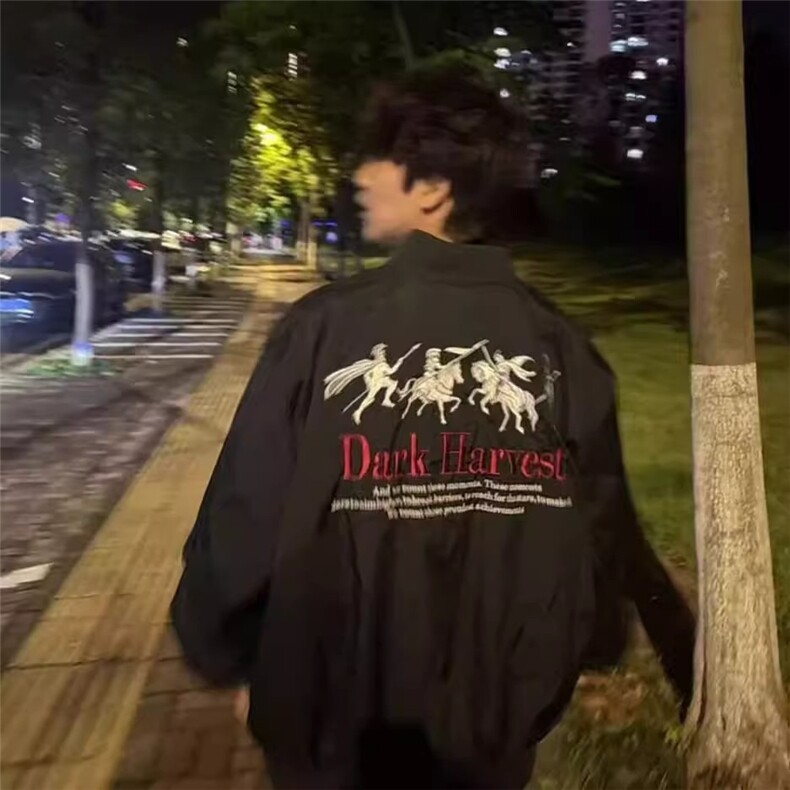 美式高街复古刺绣翻领飞行员夹克男女宽松百搭潮情侣外套棒球服图片