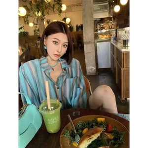 条纹撞色防晒衬衫女夏季中长款宽松bf慵懒风盐系休闲开衫衬衣外套图片